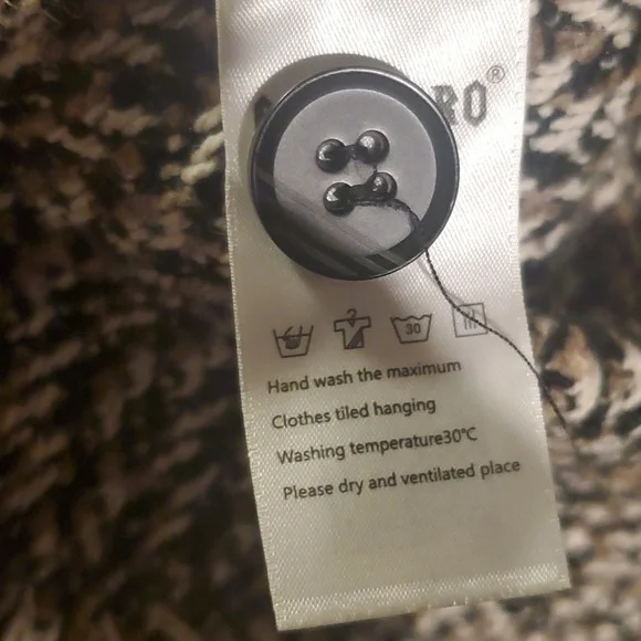 CHIC ERRO Shirt jacket cover up - Picture 12 of 13